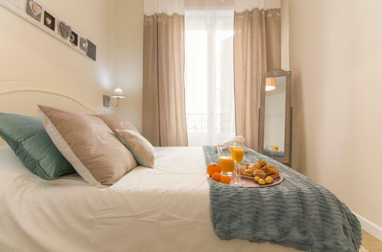 Sol Luxury Suites Madrid Bagian luar foto