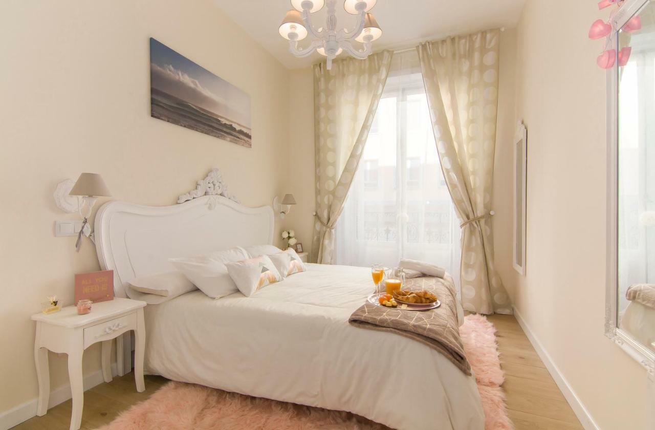 Sol Luxury Suites Madrid Bagian luar foto