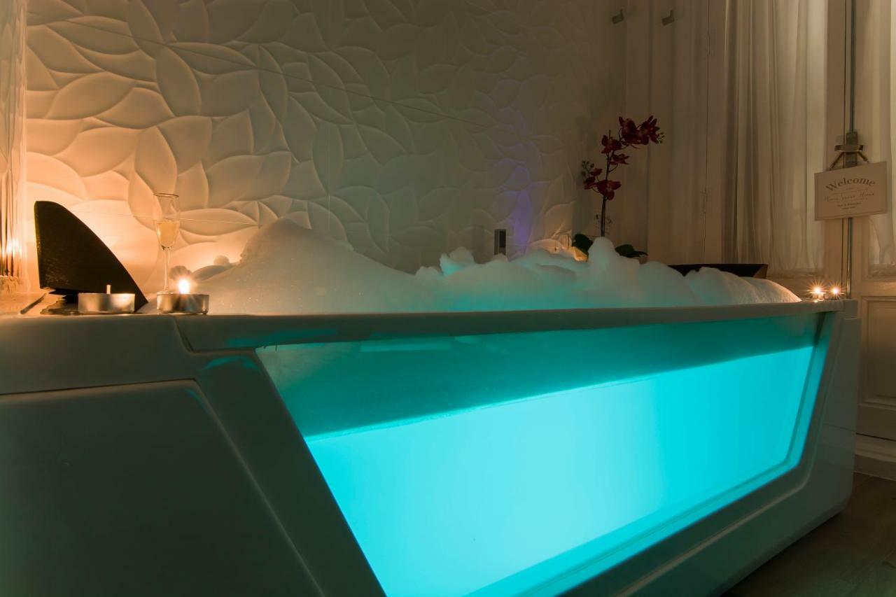 Sol Luxury Suites Madrid Bagian luar foto